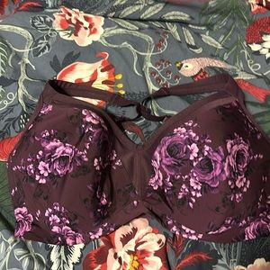 Torrid sports bra size 40 F.